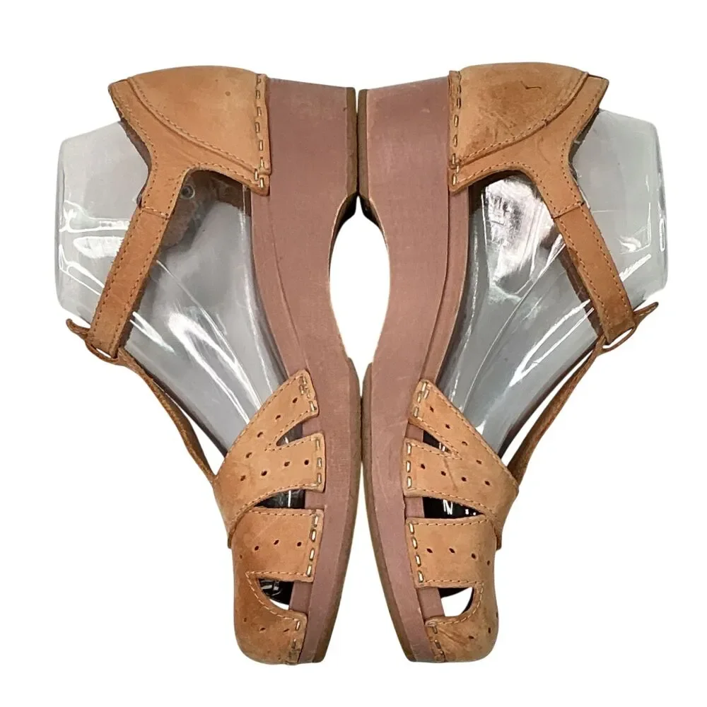 Toffel Swedish Clog Hasbeens T-Strap EU 38 Leather Wedge Heels Sandals Beige